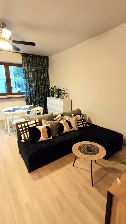 Piotra Skargi Apartment Wrocław Buitenkant foto